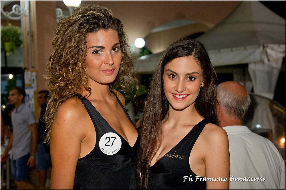 FB4_9685.jpg