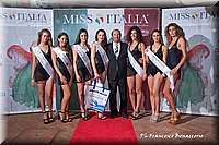 FB4_9805.jpg