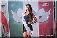 FB4_9875.jpg