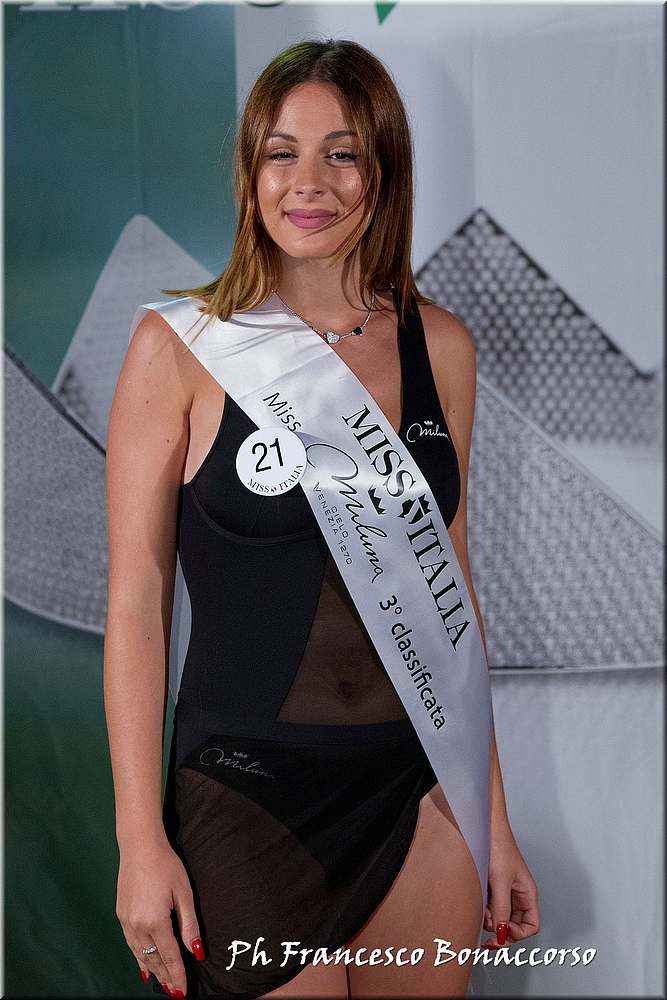FB4_4256.jpg