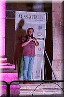 FB4_4055.jpg