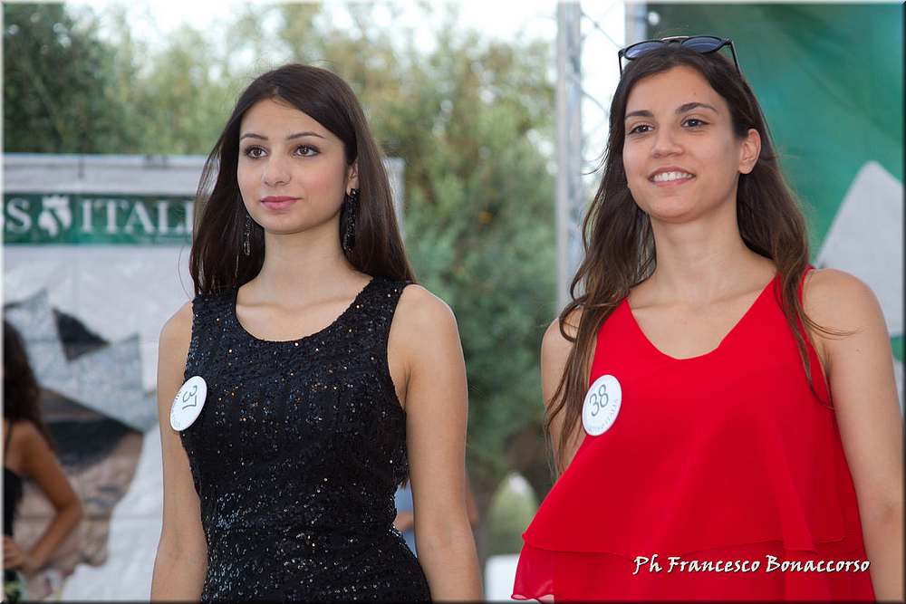 FB4_4875.jpg