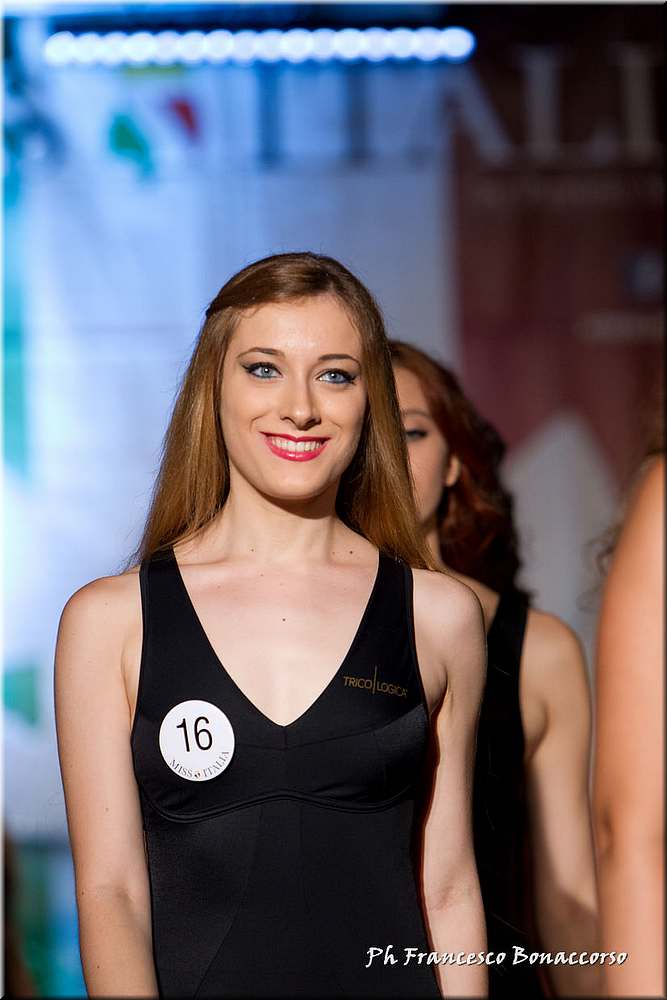 FB4_9302.jpg