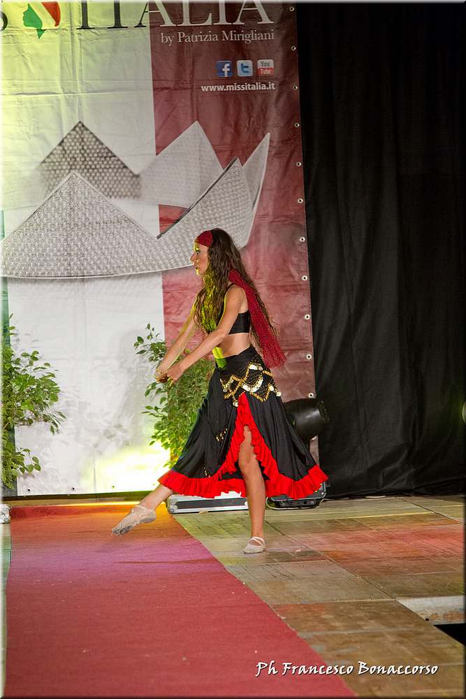 FB4_9332.jpg