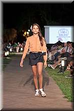 FB4_8221.JPG